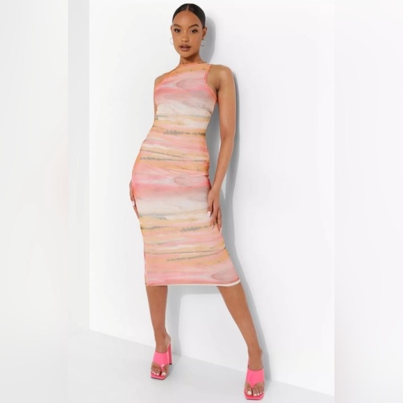 NWT Boohoo Striped Pattern Midi Dress - Picture 2 of 7